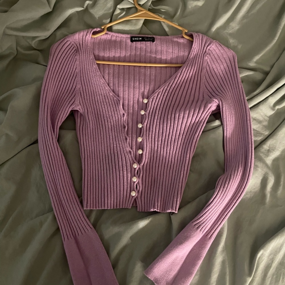 Crop sweater